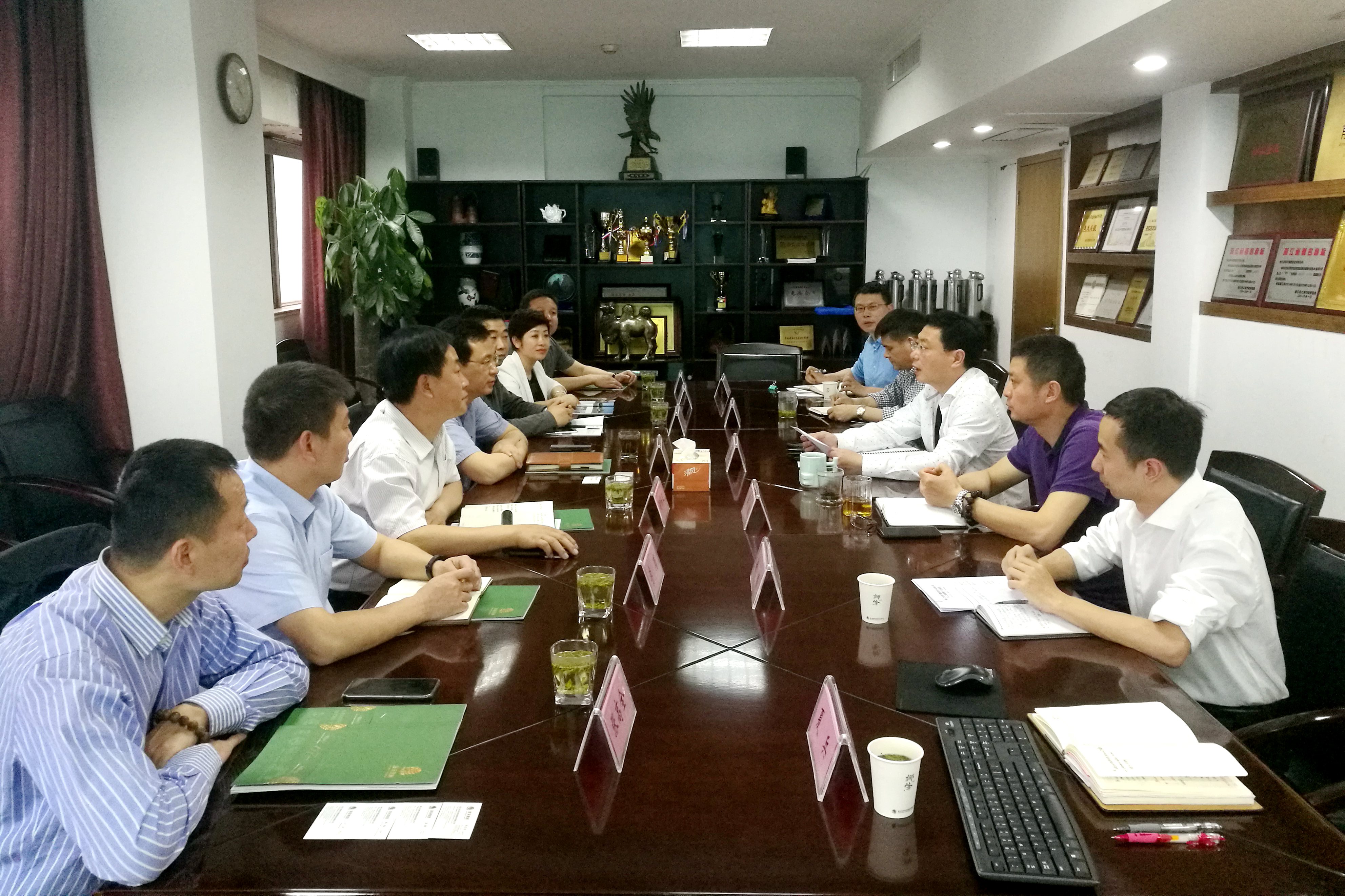 陕西省泾阳县委书记张渭一行莅临开云（中国）官方考察交流