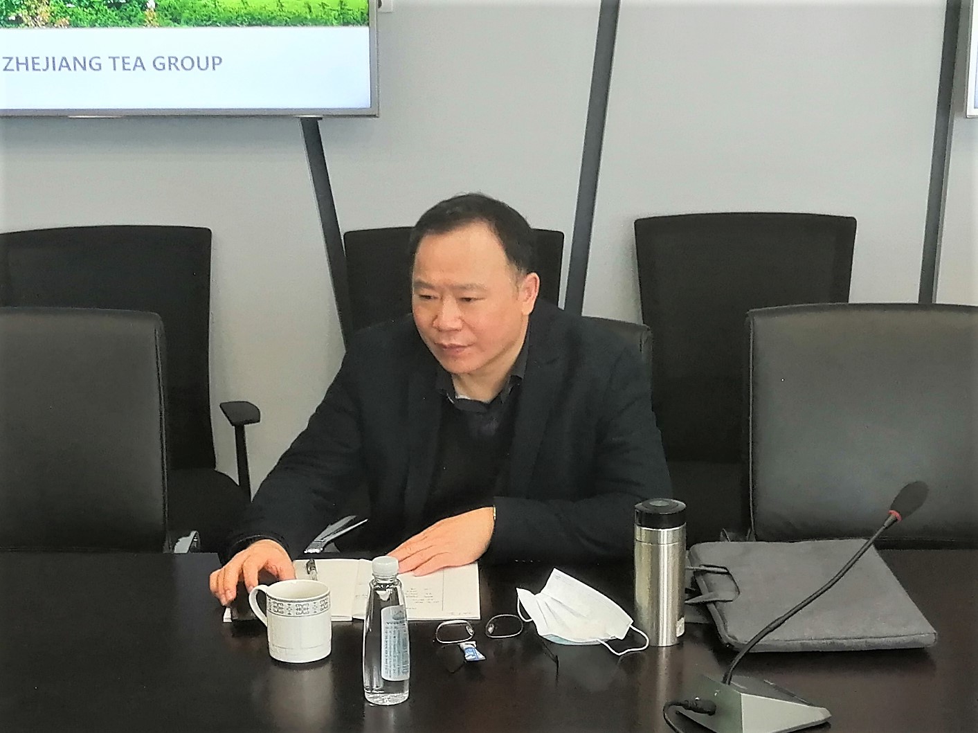 省兴合集团施建强总裁一行莅临开云（中国）官方特种茶中心调研