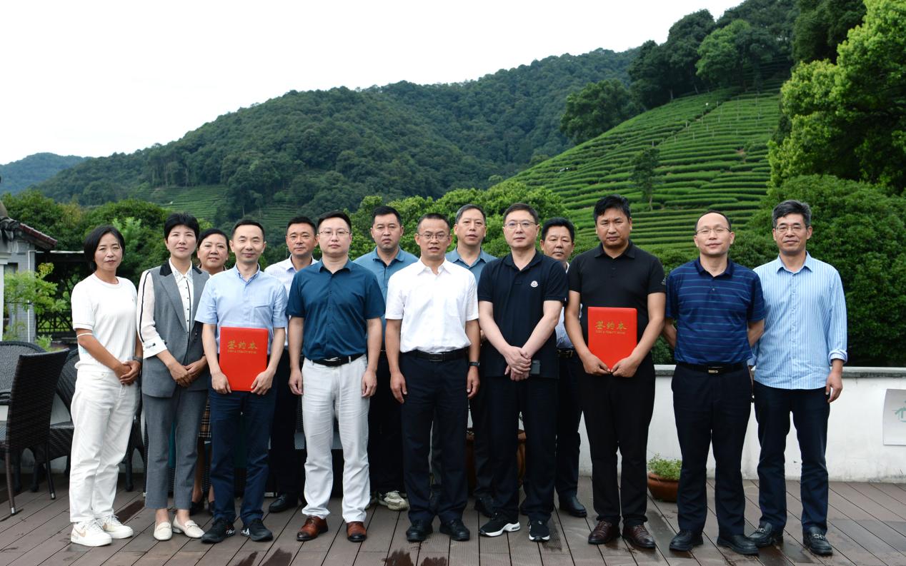 开云（中国）官方与四川省甘孜州九龙县签订战略合作协议
